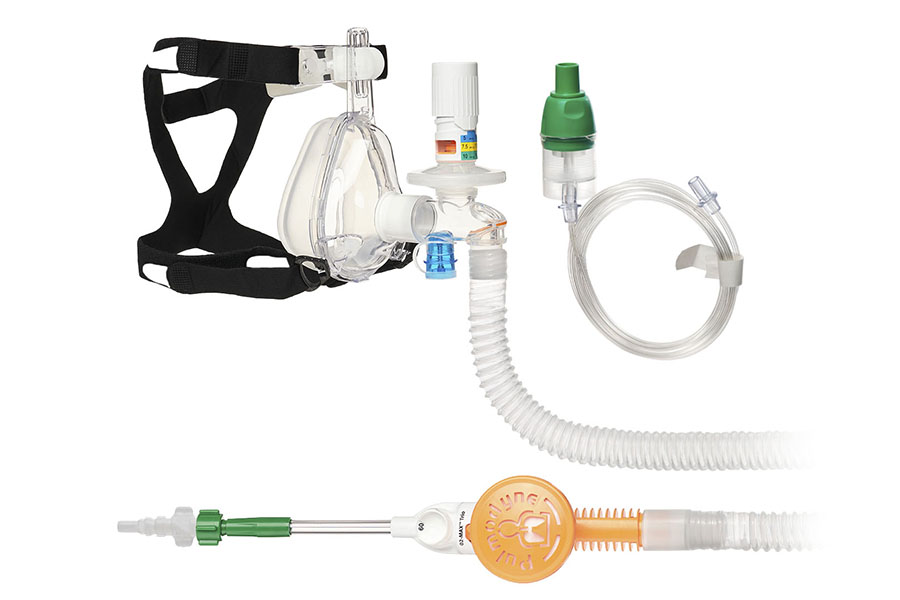 O2-MAX™ Trio System com AGA Quik-Connect™, com tubo smoothbore, válvula PEEP ajustável 3-SET™, nebulizador e máscara BiTrac ED, adulto médio