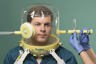 Kit para uso em CPAP - adaptador de conversão fêmea/fêmea com manómetro integrado e válvula PEEP regulável