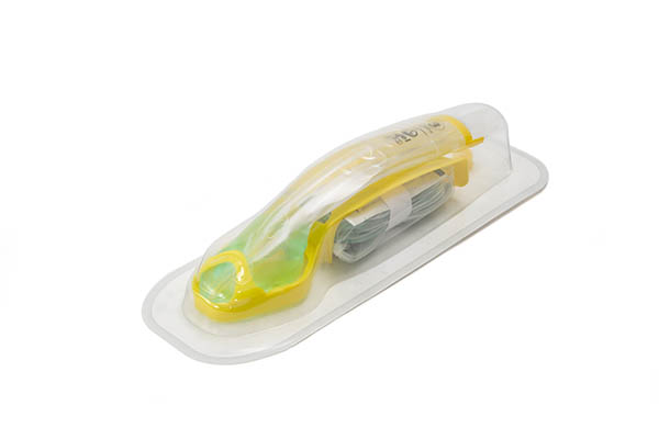 i-gel®O₂ Resus Pack, adulto pequeno – inclui um i-gel® O₂ tamanho 3 com anel de gancho amarelo, saqueta de lubrificante, correia de suporte das vias aéreas e um tubo de sucção 12FG, 30-60kg
